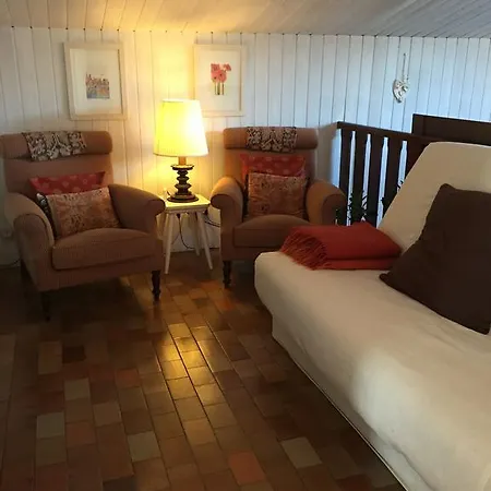 Souvenir Bed & Breakfast *